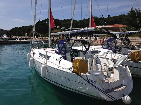 Sun Odyssey 32i